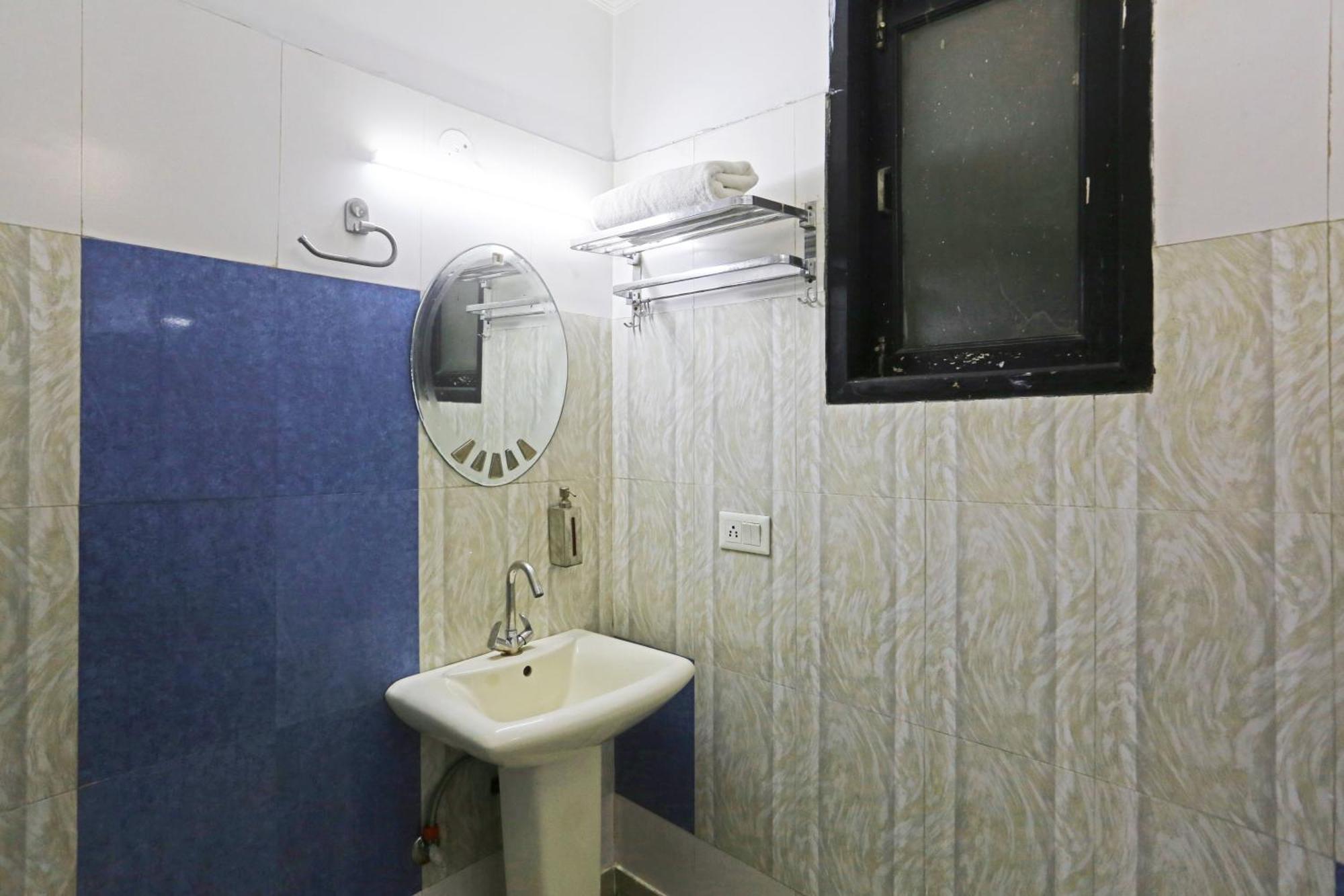 ניו דלהי Hotel Delhi Aerocity Inn מראה חיצוני תמונה