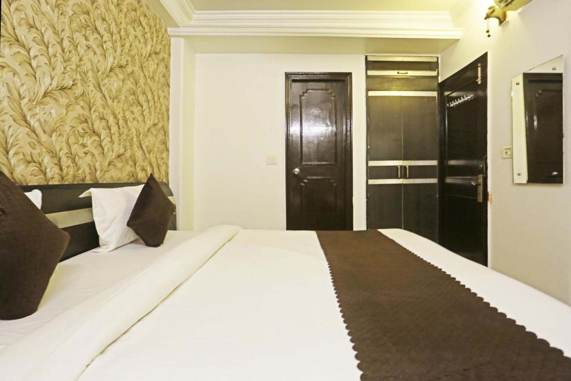 ניו דלהי Hotel Delhi Aerocity Inn מראה חיצוני תמונה