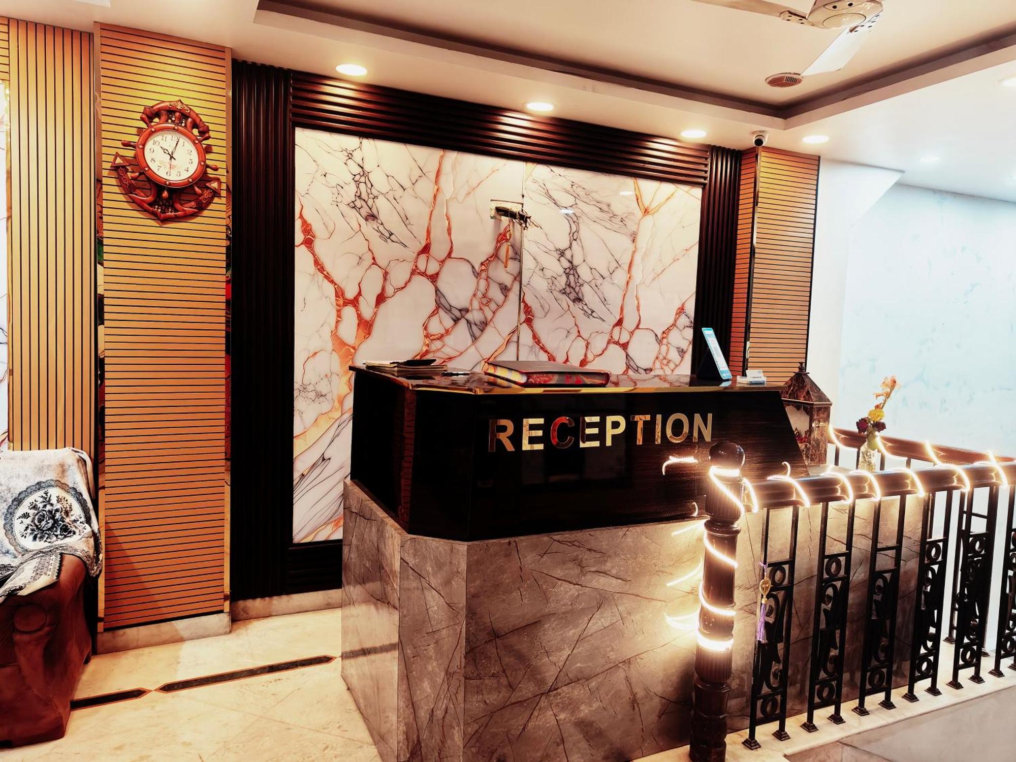 ניו דלהי Hotel Delhi Aerocity Inn מראה חיצוני תמונה